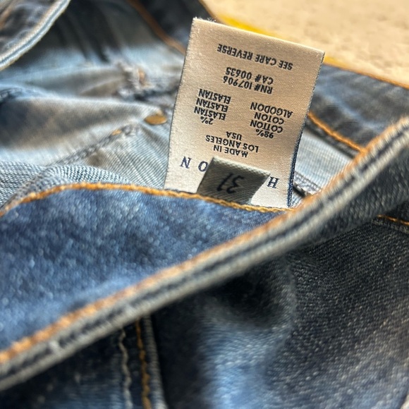 Hudson Jeans size 31 GUC Blue Straight-Leg Denim with Faded Details - Picture 12 of 12
